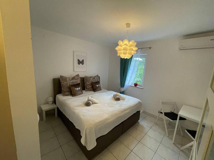 Enna Apartment 2 Perfect Location Medolino Esterno foto