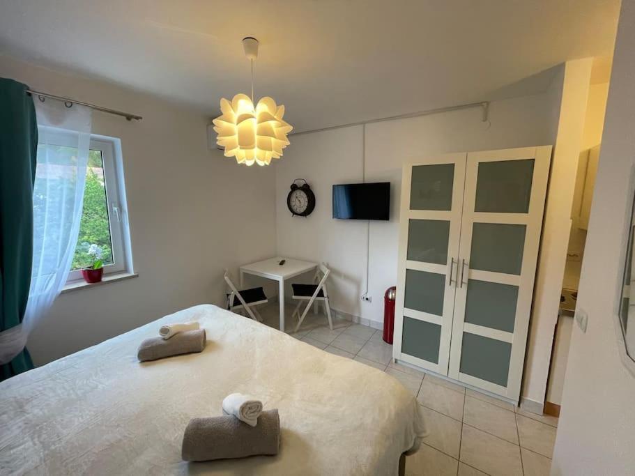 Enna Apartment 2 Perfect Location Medolino Esterno foto